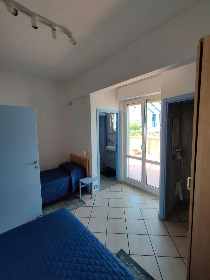 Le Tre Palme Bed & Breakfast Ancona Eksteriør bilde